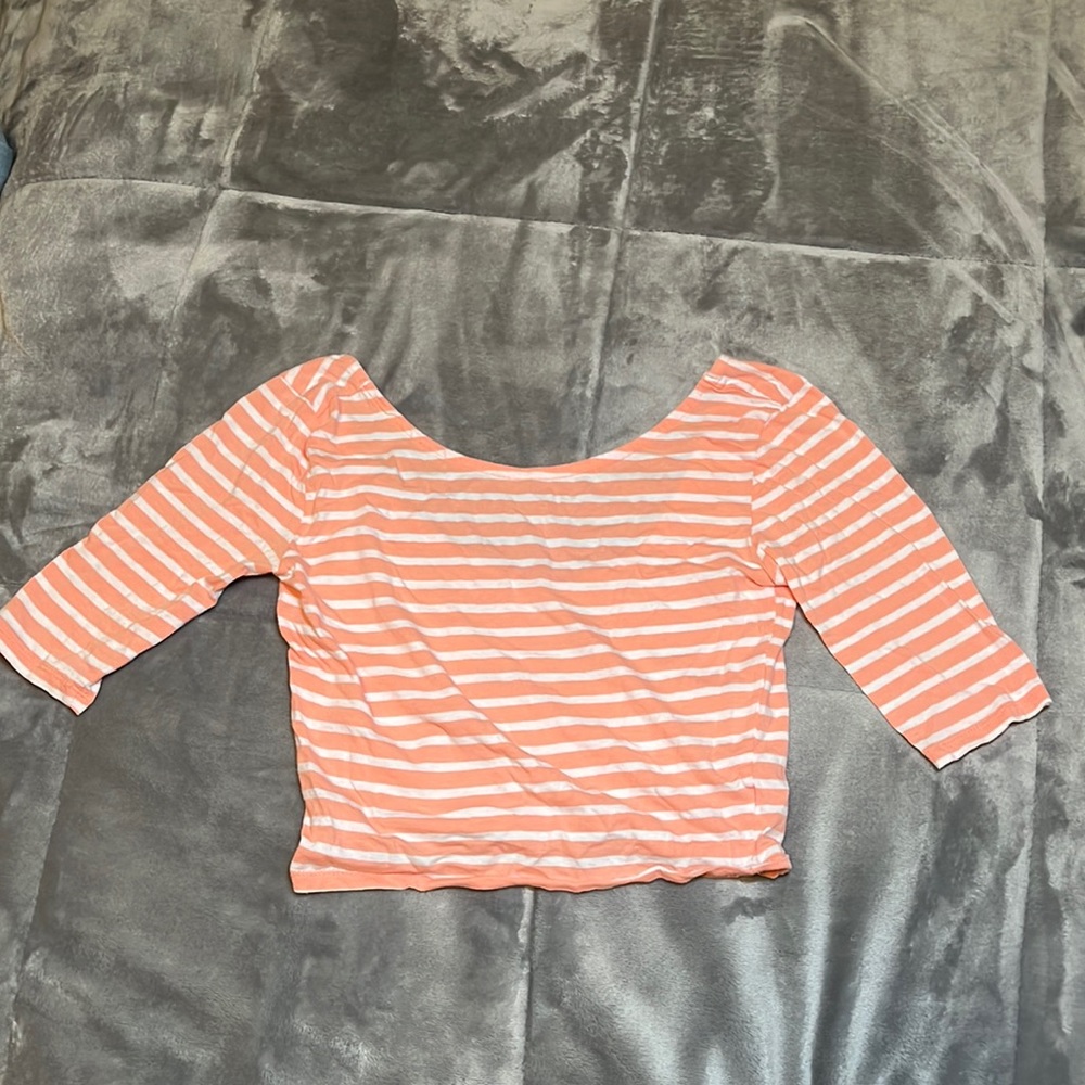 Cropped tee shirt